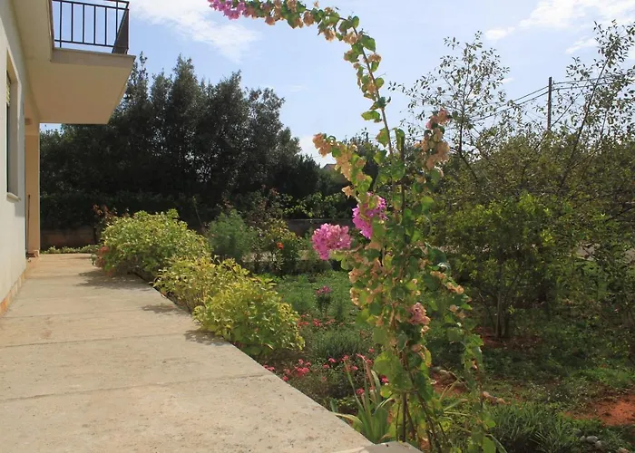 Διαμέρισμα With Parking Space - 8493 *