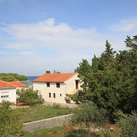 With Parking Space - 8493 乌格连