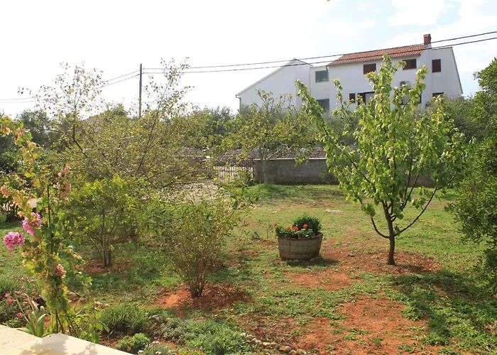 With Parking Space - 8493 * Ugljan