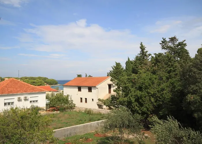 With Parking Space - 8493 Ugljan